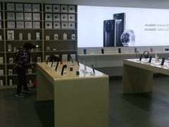 -华为授权体验店(万航渡路)