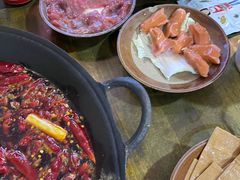 -黄潇洒老火锅(九眼桥宏济巷店)