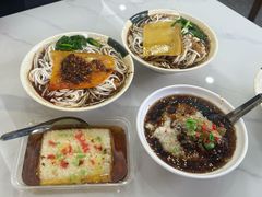 -洪记凉米线(新兴路店)