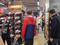 -NIKE上海青浦优选体验店