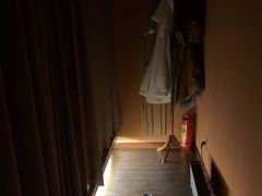 -泰·菩提树下[泰式按摩x精油SPAx肩颈头疗](新景店)