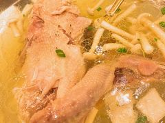 -小龙酒家(桂平路店)
