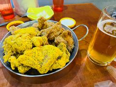 -BHC炸鸡(明洞总店)