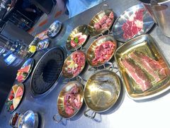 -哈哈碳都·牛肋条无限自助烤肉(台江万达店)