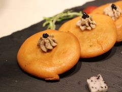 鹅肝酱葱油饼-民国红公馆·秦淮八艳(夫子庙店)