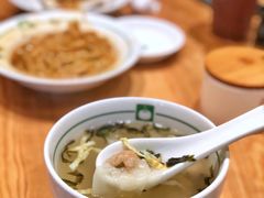 鱼籽鲜虾小馄饨-陈家生煎(世茂双子塔店)