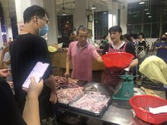 -标记美食新鲜猪杂(兴南大道店)