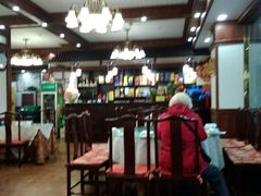 大堂-六和聚传统烤鸭.天津菜(和平店)