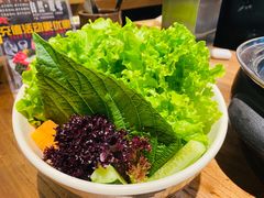 -明洞阿姨·韩式酱蟹烤肉·创意料理(三元桥店)