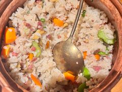 铜锅牛肝菌焖饭-一坐一忘云南菜(北京skp店)