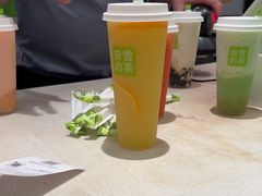 -奈雪的茶(花城汇中区PRO店)