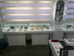 -浮光眼镜·蔡司视觉合作·数字验配中心(陆家嘴店)