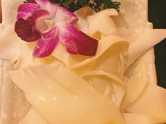 鲜猪黄喉-大龙辣火锅·龙虾·烧烤(湖滨新天地店)