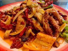 大盘肚-柴窝堡22号辣子鸡·传承新疆菜