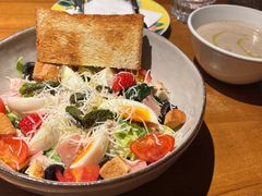 -JINNS锦时 steak&pizza(浸信会礼拜堂旧址店)