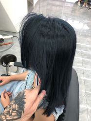 点击看大图 -COMO SALON 烫染可茉发型