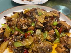 特色干炒鸡-满堂春特色餐馆