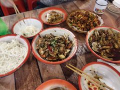 -冶建镜子·老南昌大排档·江西虾王(总店)