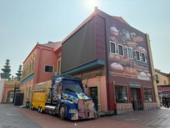 -泰达航母主题公园