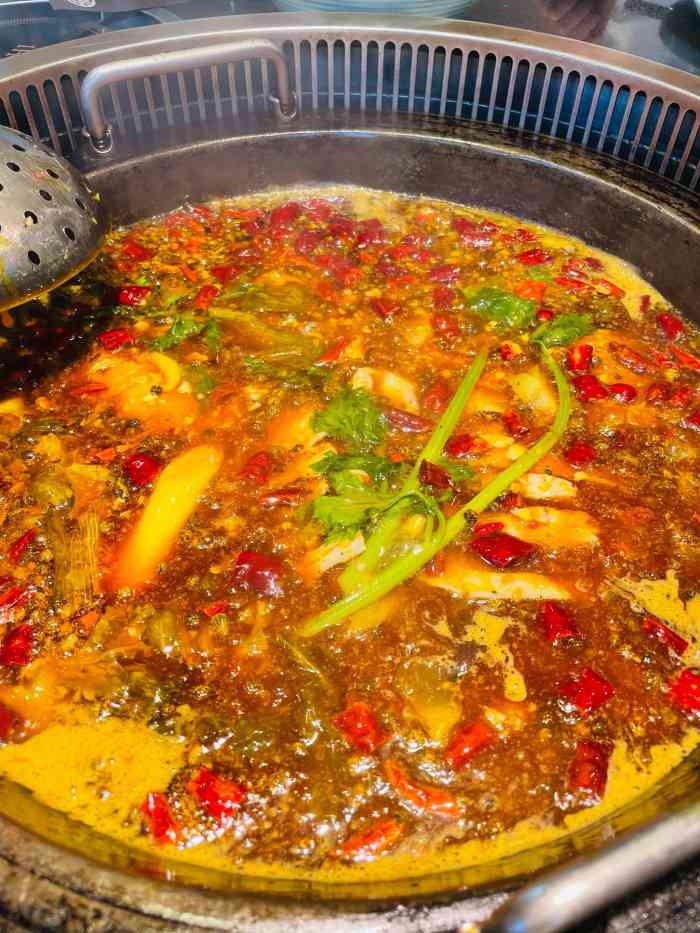 泰董油泼鱼火锅(许昌总店)-"记得前段时间朋友圈老是有人发活动.今天.