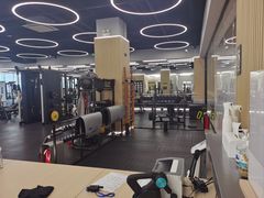 -Z&B Fitness Studio·Gym(前滩L+PLAZA店)