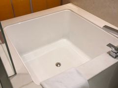 -扬州皇冠假日酒店