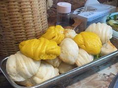 -锅老头海鲜铁锅炖