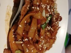 干炒牛河-汤城小厨•粤菜•靓汤(金宝街店)