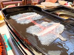 -老牌坊云南鱼豆花火锅(哈西万达店)