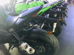 摩托车-川崎北京风火轮店