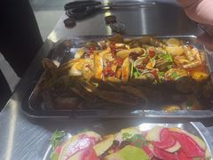 -马路牙子烧烤音乐酒馆(望京店)