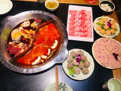 -大龙辣火锅·龙虾·烧烤(湖滨新天地店)