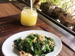叶子炒蛋-自然餐厅(Phuket)