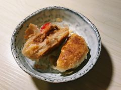 榨菜鲜肉月饼-王家沙点心店(南京西路总店)