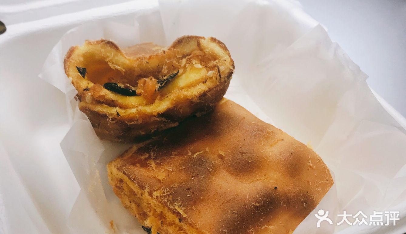 每次路过都排很长的队，真的好吃吗