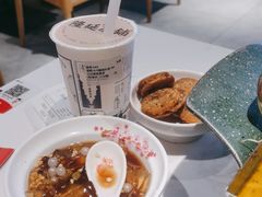 -渝是乎酸菜鱼(龙旗购物中心店)
