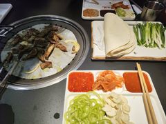 -牛味道炭火烤肉(湖前总店)