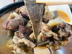 萝卜牛腩牛杂煲-桥雪牛杂专门店(关边路店)
