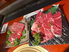 -喜牛烧肉酒场·黑金店(威高广场店)