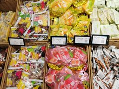 -来伊份1038(新村路三店)