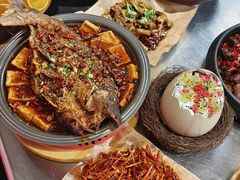 -依呀呀ktv烧烤小串(中山西路店)