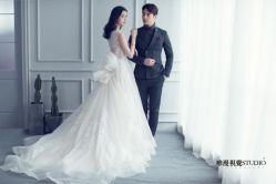 现代简约-巴黎婚纱摄影工作室