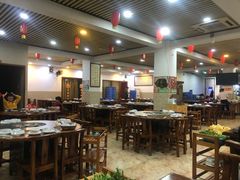 大堂-玉林杜十三鲜牛馆·旗舰店