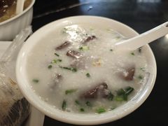 猪红粥-伍湛记 · 广州老字号(龙津中路店)
