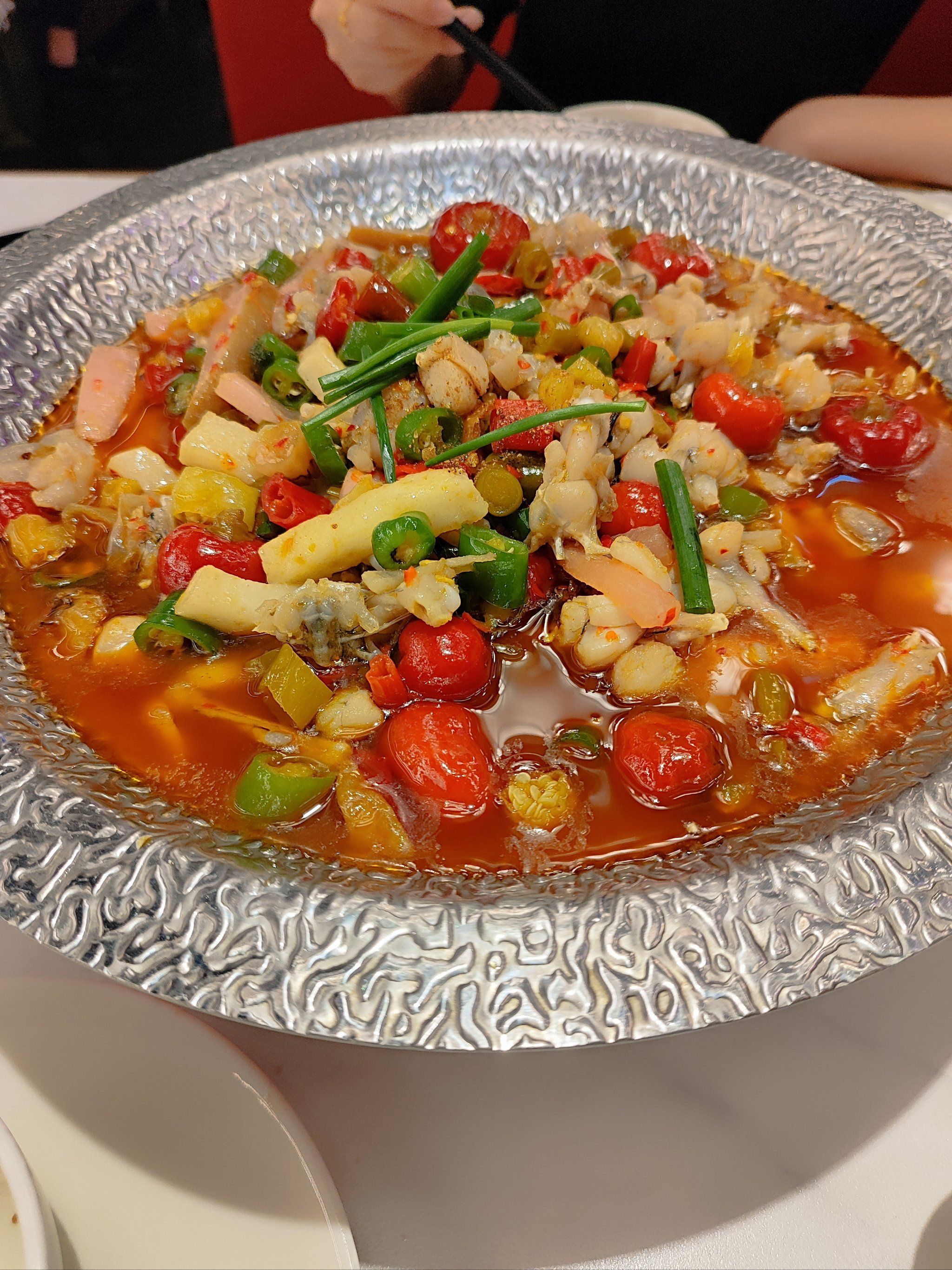 川菜#馋嘴牛蛙女朋友带我吃的蛙蛙,酸辣开胃