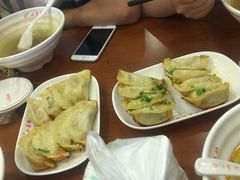 -小姜锅贴(凤凰街店)
