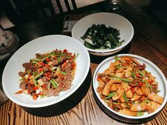 快炒黄牛肉-湖南人家·家传湖南菜(水围店)