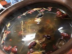 -威邵鸡煲(西华路总店)