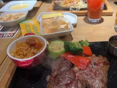 -豪客来牛排(人民东路店)