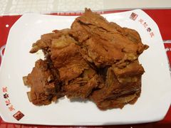 -吴记酱骨炖菜馆(西大直街店)